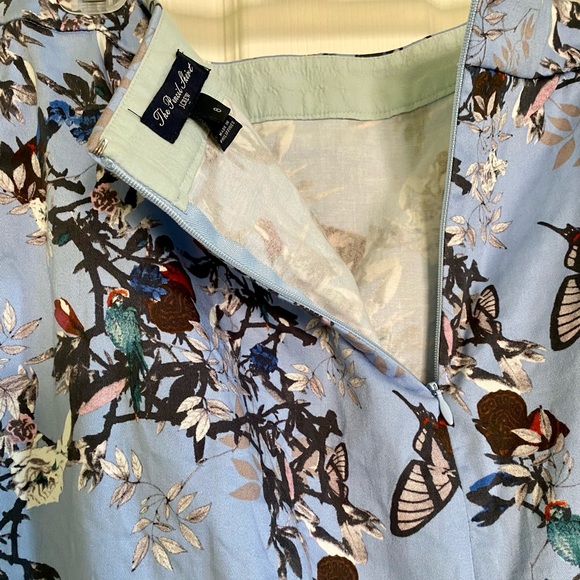 The Pencil Skirt - Picture 3 of 4